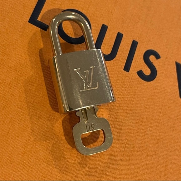 Louis Vuitton Accessories - Louis Vuitton Gold & Silver Lock & Key Set and Black Tag Bundle
